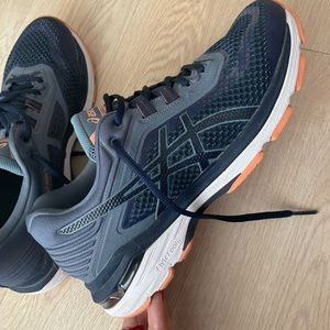 ASICS Running Shoes GT2000 6